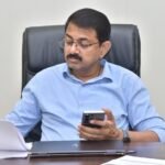 శ్రీకాళహస్తి టౌన్‌లో పోలీస్ హెడ్ కానిస్టేబుల్‌పై దాడికి యత్నించిన ఇద్దరు యువకుల అరెస్ట్