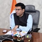 తూనికలు కొలతలు శాఖ అధికారి దాడులు, (వాకాడు )