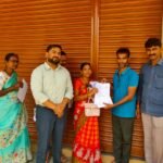 ఖాన్ దొడ్డిలో స్మార్ట్ రేషన్ కార్డుల పంపిణీ