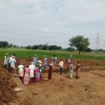 ఫీజు బకాయి – బీజేపీ లడాయి