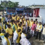 లక్కోజు నాగేశ్వరరావు కళా ప్రతిభకు అంతర్జాతీయ విమానాశ్రయంలో అరుదైన గౌరవం