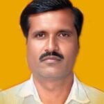 ఇంటి మీద ప్రమాదకరంగా వేలాడుతున్న విద్యుత్ తీగలు..!