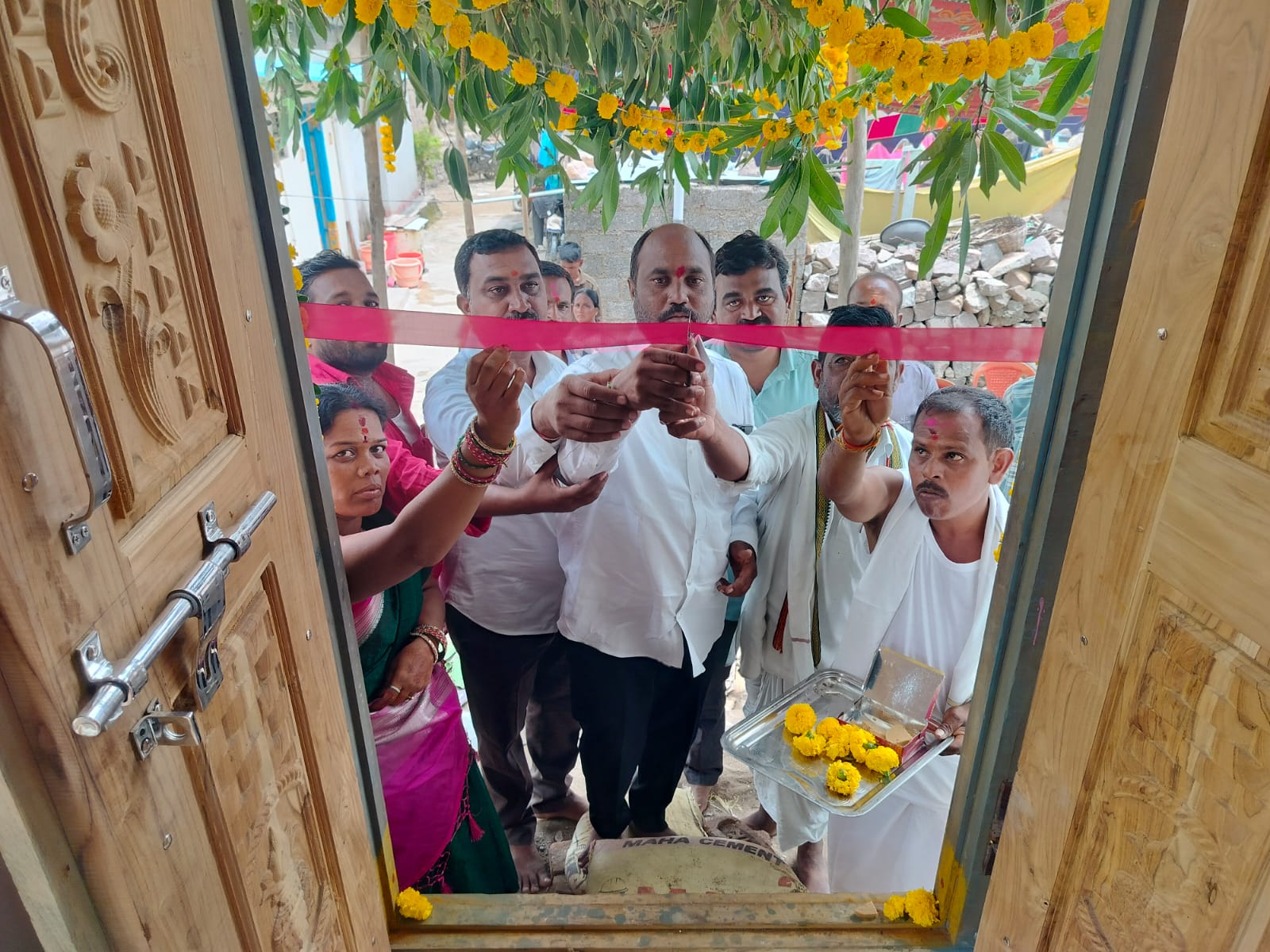 పేదింటి కళ కాంగ్రెస్ తోనే సాధ్యం