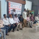 సముద్రంలో చిక్కుకున్న మత్స్యకారులు క్షేమంగా తిరిగి రావాలి వాడలరేవు బాధిత కుటుంబాలకు మత్స్యకార సంక్షేమ సంఘాల సమాఖ్య భరోసా