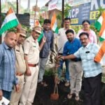 చిట్వేల్ జెడ్పీ హైస్కూల్‌లో మొక్కలు నాటిన పోలీసులు
