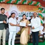 గ్రామ గ్రామాల్లో రిపలేపల ఆడుతున్న త్రివర్ణ పథకాలు,