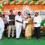 మహానంది దేవస్థానం ఏఈఓ వై. మధుకు ఉత్తమ సేవా పురస్కారం