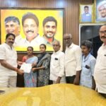 కలెక్టరేట్ లో రక్షాబంధన్ వేడుకలు