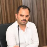 కోతుల దాడిలో రైతు మృతి