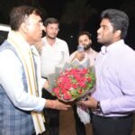 సాధారణ ప్రయాణికుడిలా అల్లూరి సీతారామరాజు విమానాశ్రయంలో మంత్రి నారా లోకేష్