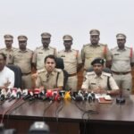 మంత్రి ఫరూక్‌తో ఎంపీ బైరెడ్డి శబరి భేటీ
