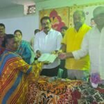 మారుతి హాల్ సమీపంలో అపరిశుభ్రత.. స్థానికుల ఆందోళన