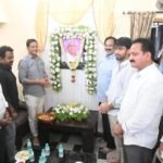 రాజులపాలెం పాఠశాలలో జనసైనికుల ఆధ్వర్యంలో విద్యా సామాగ్రి పంపిణీ