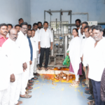 హెడ్ కానిస్టేబుల్ అంతాక్రియలకి హాజరైన ఈ ఆర్ ఫౌండేషన్ చైర్మన్