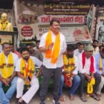 ఇంకుడు గుంతలు ప్రారంభించిన సర్పంచ్,