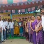 వేణుంబాక కుటుంబ సభ్యులవైయస్సార్సీపి నాయకులతో మాజీ ఎమ్మెల్యే కలివీటి సంజీవయ్య పరామర్శ