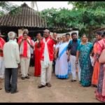 జిల్లా కార్యాలయాలకు స్థలాలు లేవు.. పార్టీ ఆఫీసుకు రెండు ఎకరాలా.?