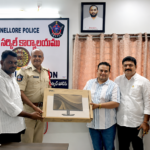 పిల్లలపై ప్రేమే పాఠం.. బెదిరింపులు కాదు: తల్లిదండ్రుల ఆవేదన