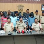 కల్లూరు జ్యువెలరీ చోరీ ఛేదన.. దొంగల అరెస్ట్