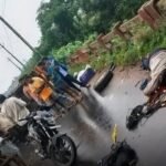 దివ్యాంగులకు కృత్రిమ పాదాల పంపిణీ.. పువ్వాడ ఫౌండేషన్ సేవలు