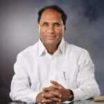 గిరిజన హక్కులకు కేసీఆర్‌ భరోసా.. 10 శాతం ఎస్టీ రిజర్వేషన్‌ అమలు చేసిన కేసీఆర్ చిత్ర పటానికి పాలభిషేకం