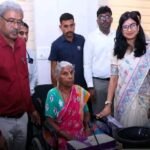 తూపిలిపాలెం తీరంలో గణేష్ భక్తుల సందడి* *జనసముద్రమైన తూపిలిపాలెం తీరం* *గణేష్ భక్తులతో కిక్కిరిసిన సముద్రతీరం..* *నిమజ్జనోత్సవానికి భారీగా తరలివచ్చిన భక్తులు* *పున్నమి న్యూస్ రిపోర్టర్ హరికృష్ణ సెప్టెంబర్ 18 వాకాడు మండలం,*