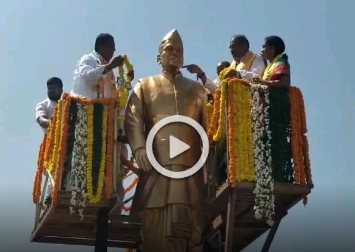 ఉచిత ఫ్రీజర్‌ బాక్సులతో బాధిత కుటుంబాలకు చేయూత