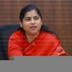 డీసీఎం ఫోటో పై రగడ
