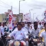 గోదావరి జలాలను తాకిన చంద్రబాబు
