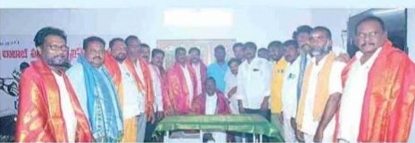 స్వర్ణ గ్రామ, వార్డు ఉద్యోగులకు ప్రభుత్వం గుడ్ న్యూస్