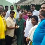 *సర్వేంద్రియానం నయనం ప్రధానం..* *కడివేడులో ఉచిత నేత్ర వైద్య శిబిరం.* *విద్యార్థులకు హోమియో మందులు పంపిణీ.*} {*పున్నమి న్యూస్ రిపోర్టర్ హరికృష్ణ సెప్టెంబర్ 1 చిల్లకూరు మండలం,* }