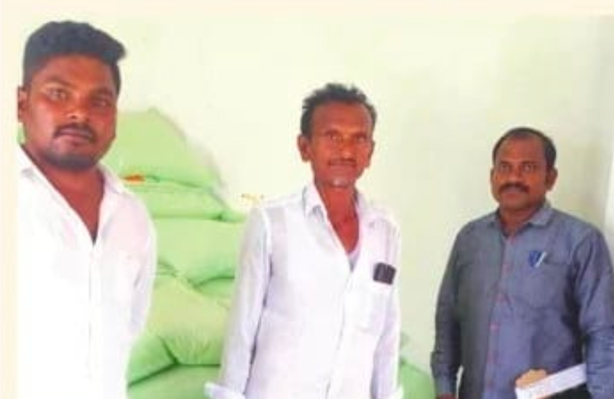 కేజీ 35 రూపాయలకే ఉల్లిపాయలు ఇబ్రహీంపట్నం తెలుగుదేశం పార్టీ నాయకుడు చిట్టిబాబు