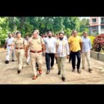 అధిక శబ్దంతో నడుపుతున్న అమర్చిన సైలెన్సర్లను తొలగించి, వాటిని ధ్వంసం చేశారు.
