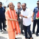 శ్రీవారిని సేవలో ఉత్తర ప్రదేశ్ సీఎం యోగి ఆదిత్యనాథ్ – నిర్వహణ, ఆధ్యాత్మిక వాతావరణ పరి రక్షణ, పరిశుభ్రతపై టీటీడీకి అభినందనలు