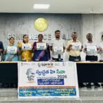 కడప జిల్లా నందలూరు మండలం సీసీ కెమెరాలతో గంటలోనే పోగొట్టుకున్న పర్సు గుర్తింపు.