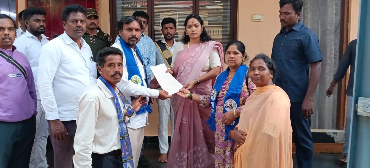 డ్రగ్స్‌కు దూరంగా ఉండాలి.. మహిళలను గౌరవించాలి రోడ్డు భద్రతా నిబంధనలు తప్పక పాటించాలి: ఎమ్మెల్యే తాతయ్య