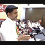 ఉద్యోగులకు ఏపీ ప్రభుత్వం గుడ్ న్యూస్. పీఆర్సీ ఏర్పాటు, డీఏల చెల్లింపునకు చంద్రబాబు గ్రీన్ సిగ్నల్