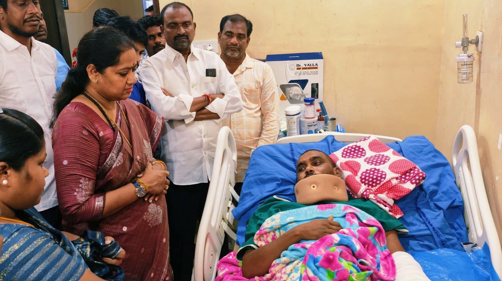 డిమాండ్లు పరిష్కరించకపోతే అక్టోబర్ 12 తర్వాత 104 సిబ్బంది సమ్మె