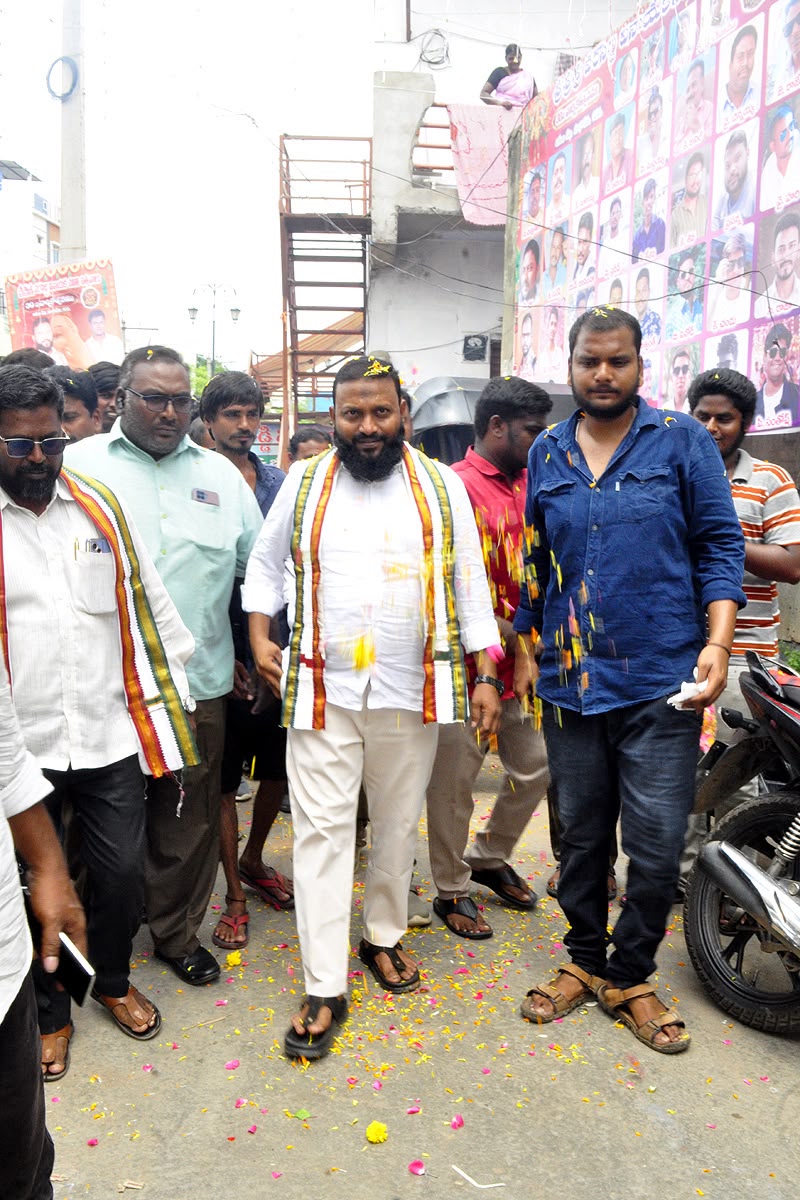 గణేష్ ఉత్సవాల్లో ఘనంగా అన్నదాన కార్యక్రమం పాల్గొన్న కాంగ్రెస్ కడప నగర అధ్యక్షులు సయ్యద్ గౌస్ పీర్
