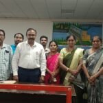 నిరుపేద కుటుంబానికి నిత్యావసర సరుకుల అందజేత