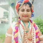రోడ్డు దాటుతుండగా జీప్‌ ఢీకొని బాలుడు మృతి