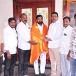 ఖానాపూర్ లొ హనుమాన్ విగ్రహం వద్ద నవరాత్రి ఉత్సవ కమిటీ ఆధ్వర్యంలో మహా అన్నప్రసాద వితరణ.