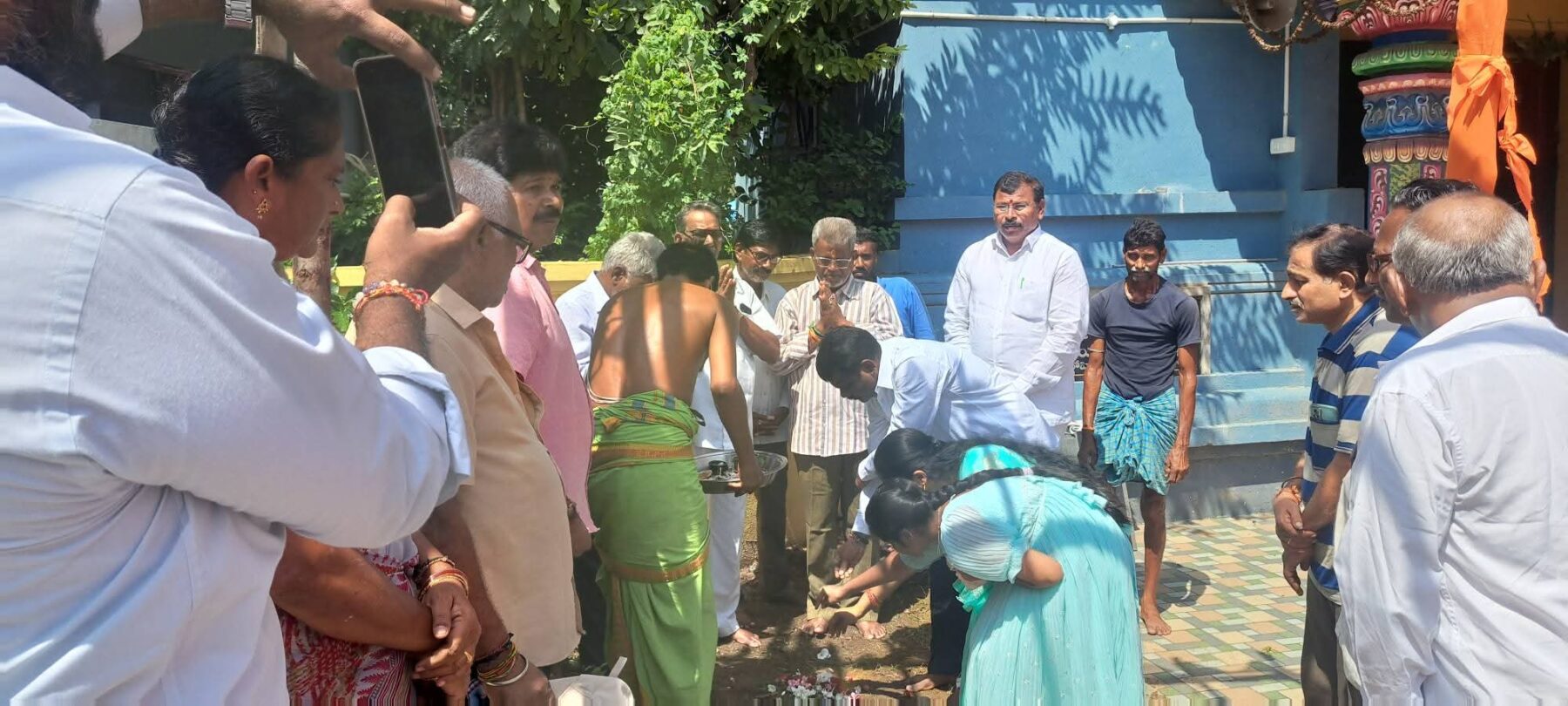 Bhoomi Puja to establish Shankhu Chakra Nama with devotion