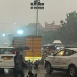 వర్షం పడితే రహదారి కష్టాలు.. పాల మీద, రెల్లి కాలనీ ప్రజల గోడు!