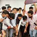 వైఎస్సార్‌ వర్ధంతి సందర్భంగా ఘన నివాళులు