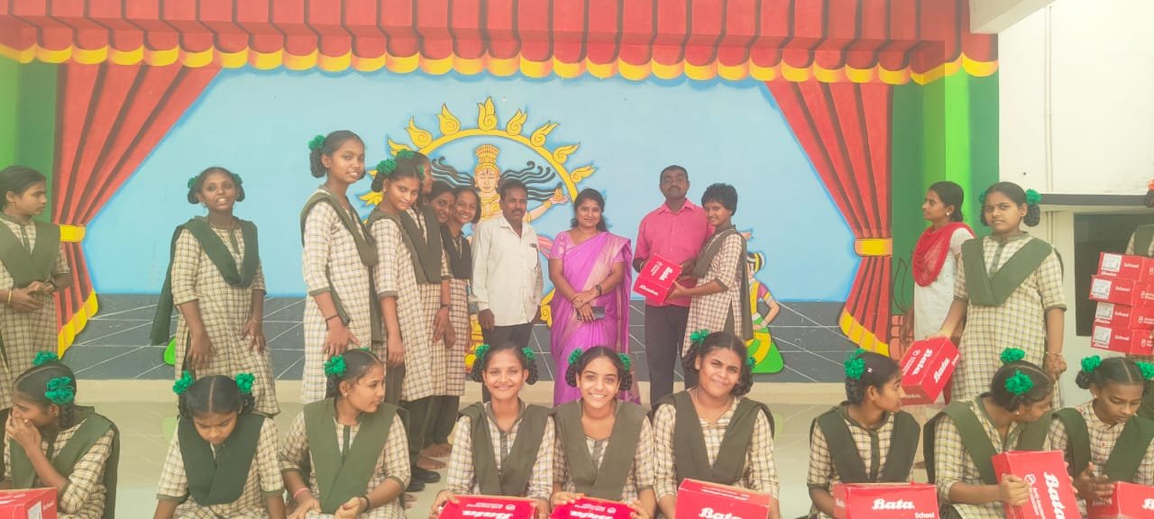 జర్నలిస్ట్ లకు ఇండ్ల స్థలలు,విద్య,వైద్యం రాయితీ ఇవ్వాలి : ప్రెస్ క్లబ్ అధ్యక్షుడు కొత్త వెంకన్న