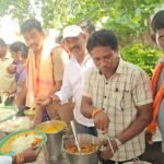 కూలి పెంపునకు కార్మికుల వినతి