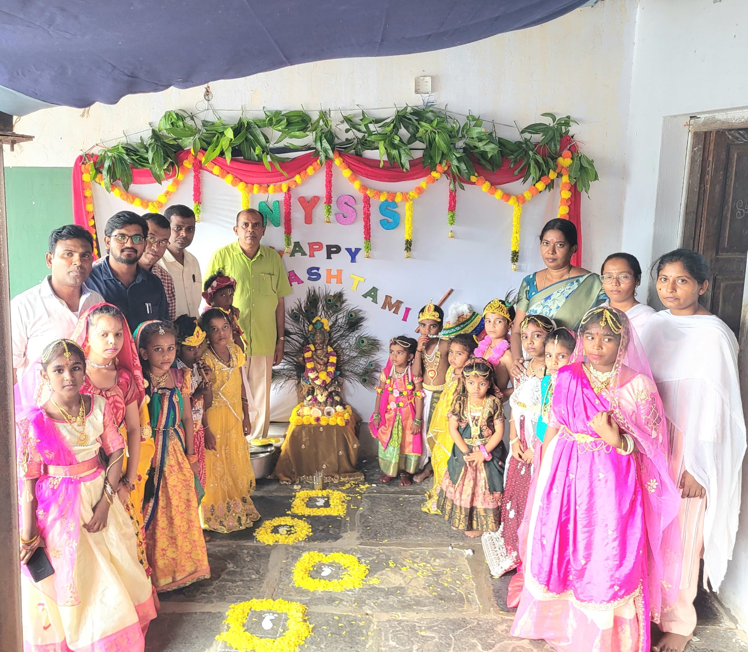 ఎస్‌ఎన్‌వైఎస్ సంస్కృత్ హైస్కూల్‌లో శ్రీకృష్ణాష్టమి వేడుకలు