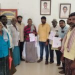 ప్రభుత్వ పాఠశాల విద్యార్థులకు టీడీపీ యువ నాయకుడి చేయూత