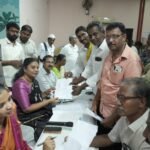 వాకాడు ప్రొహిబిషన్‌ ఎక్సైజ్‌ స్టేషన్‌లో ఆకస్మిక తనిఖీ,* *రికార్డులు, స్టేషన్‌ నిర్వహణపై పరిశీలన..* *అధికారులకు ఎక్సైజ్‌ సూపరింటెండెంట్‌ సూచనలు* *పున్నమి న్యూస్ రిపోర్టర్ హరికృష్ణ సెప్టెంబర్ 15 వాకాడు మండలం,*